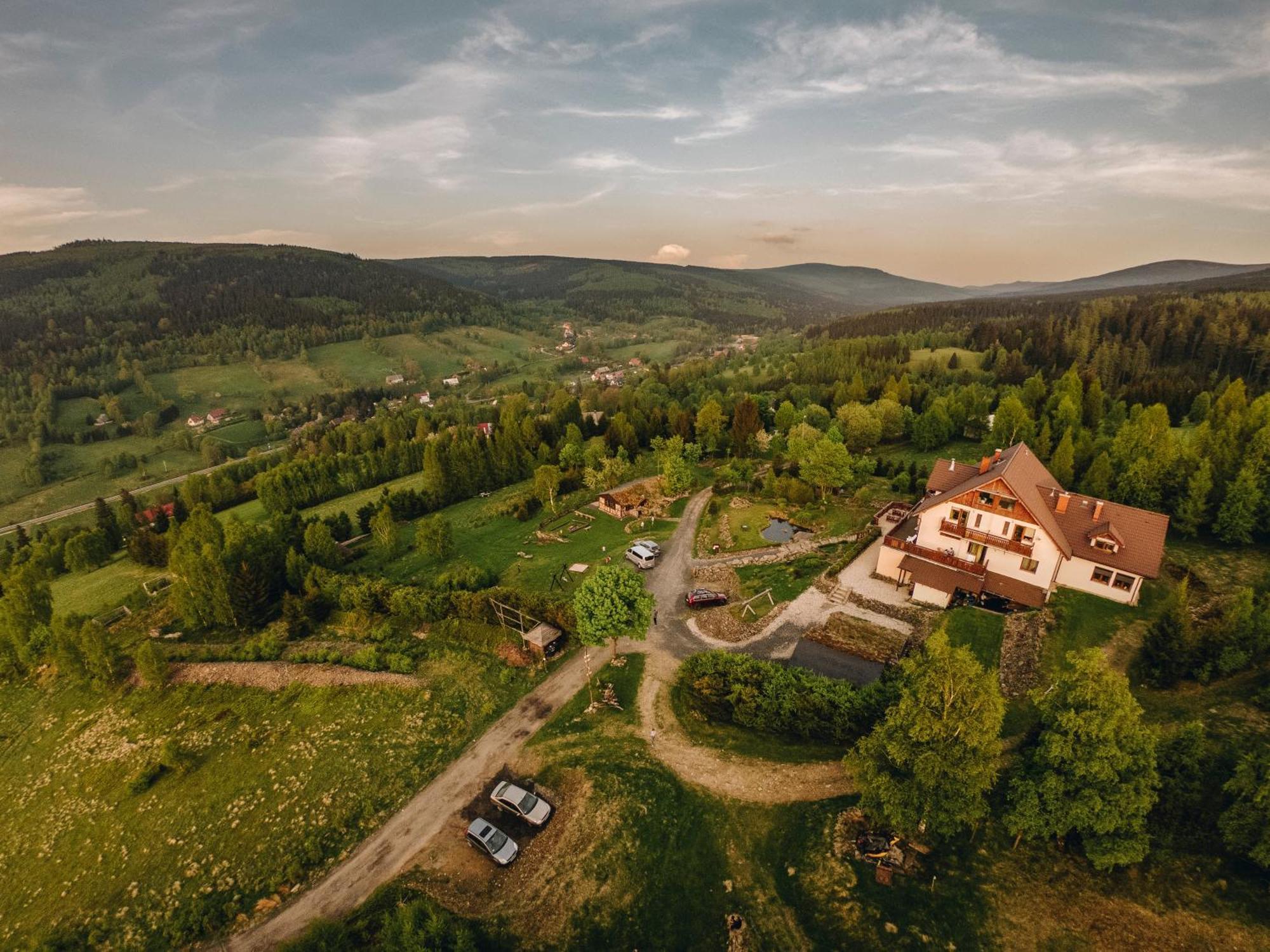 Willa Z Gwarantowanym Widokiem Na Gory Aleksander Panorama Świeradów-Zdrój Dış mekan fotoğraf